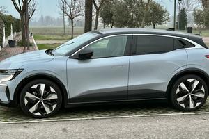 Renault Megane E-Tech EV60 Techno in Garanzia