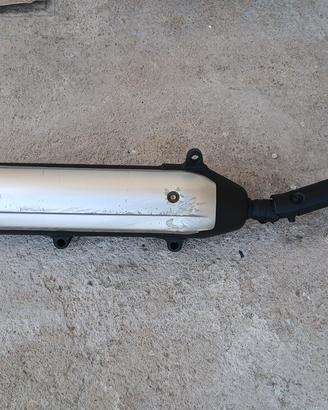 Marmitta Yamaha xmax 250  2005 2006  a carburatore