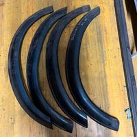 SET 4 PARAFANGHINI SUZUKI SAMURAI