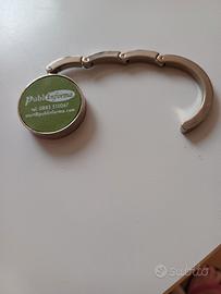 Gancio appendi borsa in metallo da tavolo