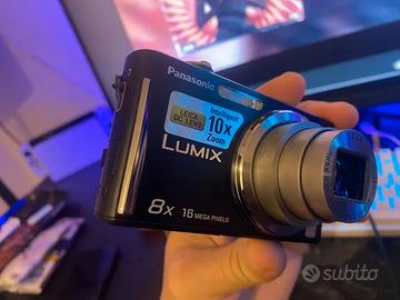 Panasonic Lumix DMC-FH24