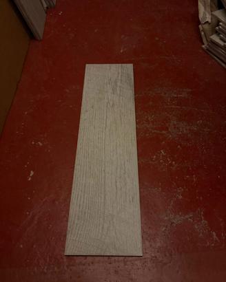 Piastrella gres porcellanato Giglio legno grigio