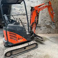 Escavatore Hitachi 17