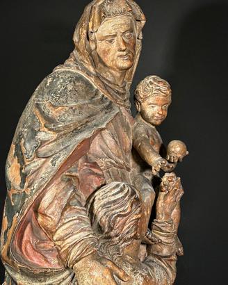 Scultura lignea raffigurante Sant'Anna