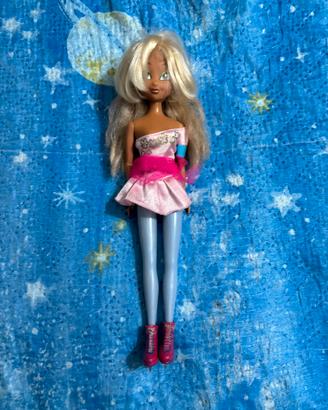 Winx Flora Bambola