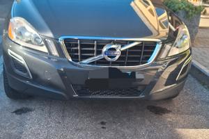 Volvo xc60 Awd 2.4 D3  163 cv geart.momentum