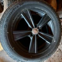 Cerchi con gomme M+S Audi Q5 perfette