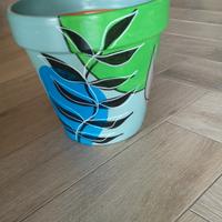 vaso in terracotta dipinto a mano 