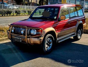 Mitsubishi pajero 7 posti permuto auto / moto