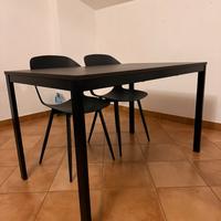 Tavolo allungabile + 4 sedie