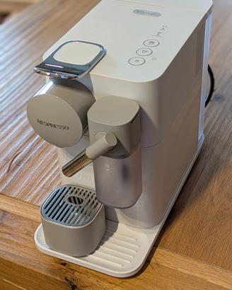 Lattissima One De Longhi Nespresso 