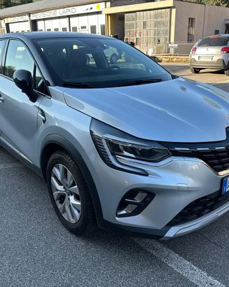 Renault Captur Plug-in Hybrid E-Tech 160 CV Intens