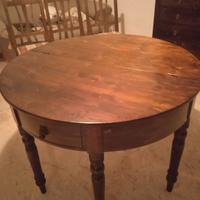 Tavolo rotondo antico