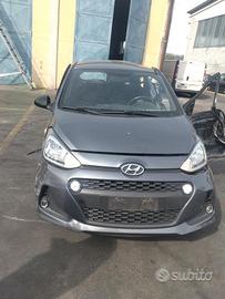 Hyundai i10 1.0 benzina 2018 G3LA 48.5 kW ricambi