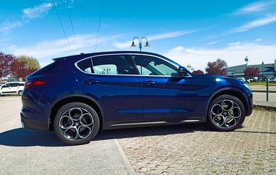 Stelvio 2.2 T.diesel 210CV AT8 Q4 Veloce