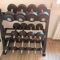 Rastrelliera con manubri da 4kg a 16kg