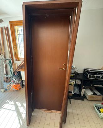 Porte 80x210 complete (telaio,coprifili,maniglie)