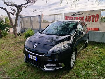 RENAULT Scénic XMod 1.5 dCi 110 CV S&S Bose