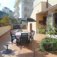 Splendido e fresco piano terra 20 mt da mare