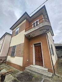 Villa di 429 m² con 5 locali a Ravenna