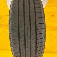 4 gomme estive Goodyear EfficientGrip 215/55 R17