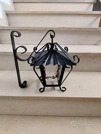 lampada in ferro battuto da esterno 