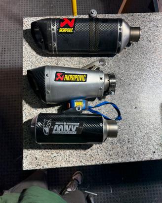 Terminale moto akrapovic/ mivv