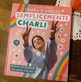 libro influencer: Charli - la regina di TikTok