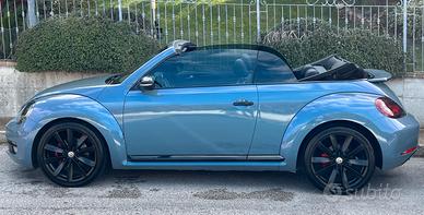Volkswagen Maggiolino cabrio