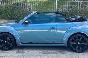 Volkswagen Maggiolino cabrio