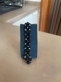 Bracciale con perline e cristalli