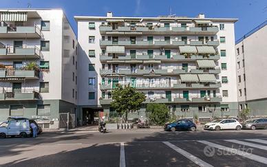 BILOCALE CON BALCONE IN POSIZIONE STRATEGICA!!