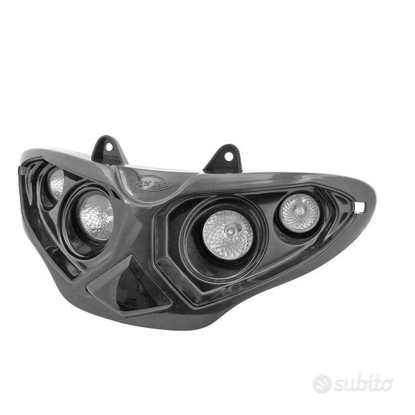 Black Bull - Maschera protettiva per auto per Clio 4 Tuning : :  Auto e Moto