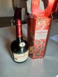 Bottiglia courvoisier cognac