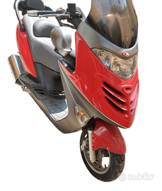 Scooter KWANG YANG MOTOR CO.LDT.KYMCO S4