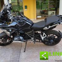 LINK MOTORS: BMW R 1250 GS Triple Black