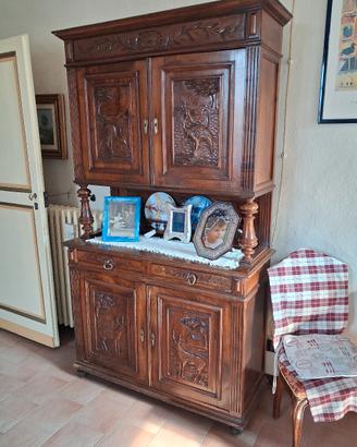 Credenza