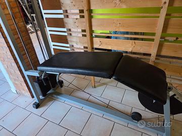 Macchina Leg Curl - buono stato
