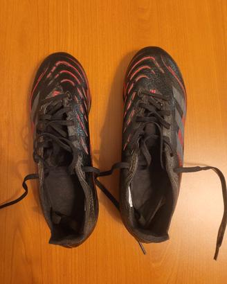 scarpe da calcetto Adidas predator n.38,5