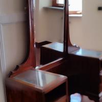 Consolle in noce anni 20, sedie e panca