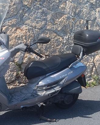 kymco dink 200i motore + altri ricambi