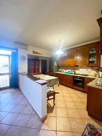 Villetta a schiera di 105 m² con 5 locali a Goro