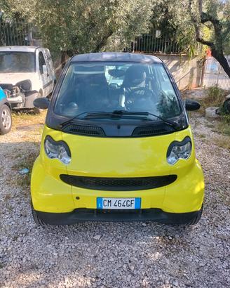 Smart ForTwo 700 coupé pure (37 kW)