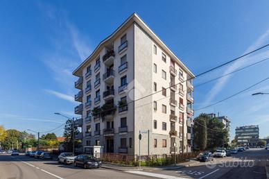 4 LOCALI A CASTELLANZA