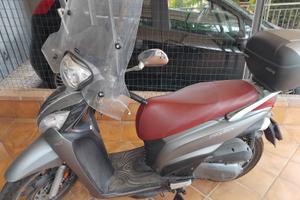 Kymco People One 150 (2020) – 11.600 km