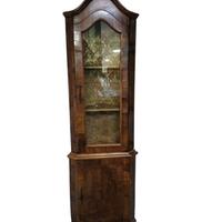 Mobile vetrina angoliera con radica di noce