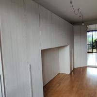 Armadio a Ponte con 13 ante a battente