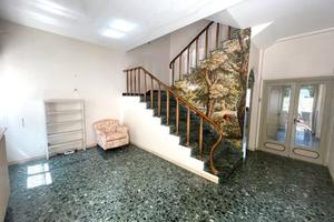 Villetta a schiera di testa vienila a scoprire