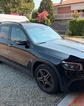 MERCEDES GLB 200d