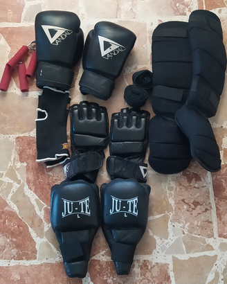 Arti marziali - boxe - protezioni - kimono